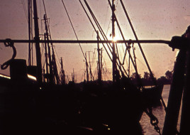 Polsko 1964 – návštěva v přístavu ve Gdyni a hry na pláži