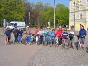 2005_04 Cyklovýlet holky