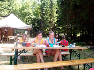 OLYMPUS DIGITAL CAMERA