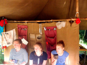 OLYMPUS DIGITAL CAMERA