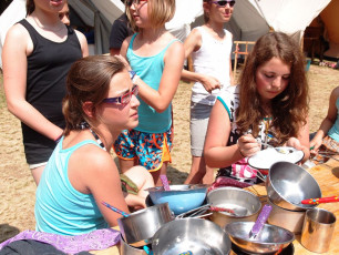 OLYMPUS DIGITAL CAMERA