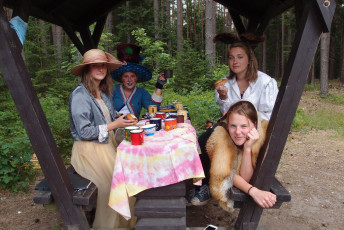 OLYMPUS DIGITAL CAMERA