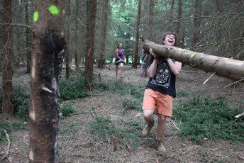 Stavba tábora 555 2015