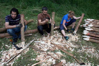 Stavba tábora 555 2015