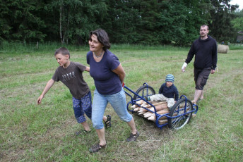 Stavba tábora 555 2015