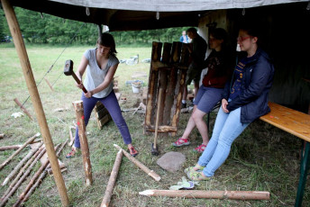 Stavba tábora 555 2015