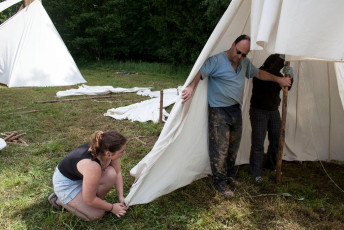 Stavba tábora 555 2015