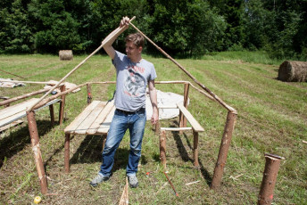 Stavba tábora 555 2015