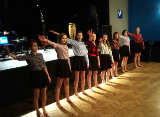 16-2017-03-03_ples-pc49btky_0361ph