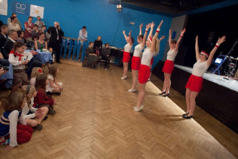 Ples 555 Retro 3.3.2017