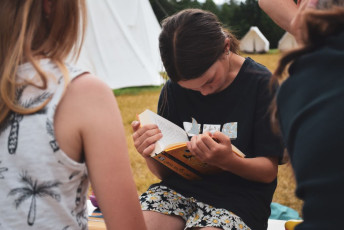 tc3a1bor-karlc3adk-tovc3a1rna-247