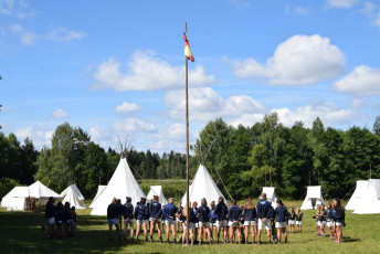 2022_07_tc3a1bor_chytrov_zlatc3bd-kompas-1115