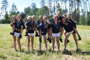 2022_07_tc3a1bor_chytrov_zlatc3bd-kompas-1123