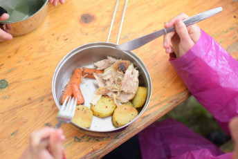 2022_07_tc3a1bor_chytrov_zlatc3bd-kompas-595