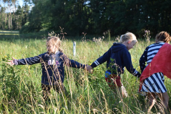 2022_07_tc3a1bor_chytrov_zlatc3bd-kompas-894