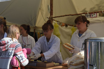 2022_07_tc3a1bor_chytrov_zlatc3bd-kompas-945