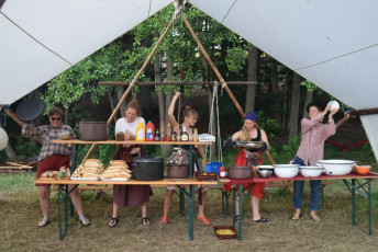 2022_07_tc3a1bor_chytrov_zlatc3bd-kompas-974