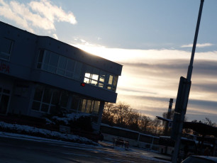 OLYMPUS DIGITAL CAMERA