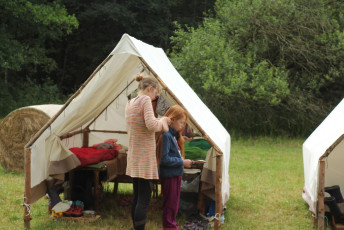 Nona a Stezka cesani