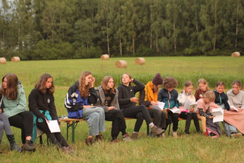 debenky a slunicka na zpivani