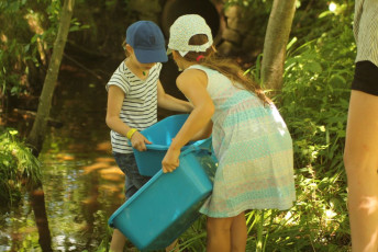 pomoc pri nabirani vody