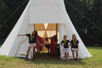 Rikyta, Elka a Adelka