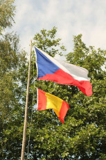 vlajky - ceska a strediskova